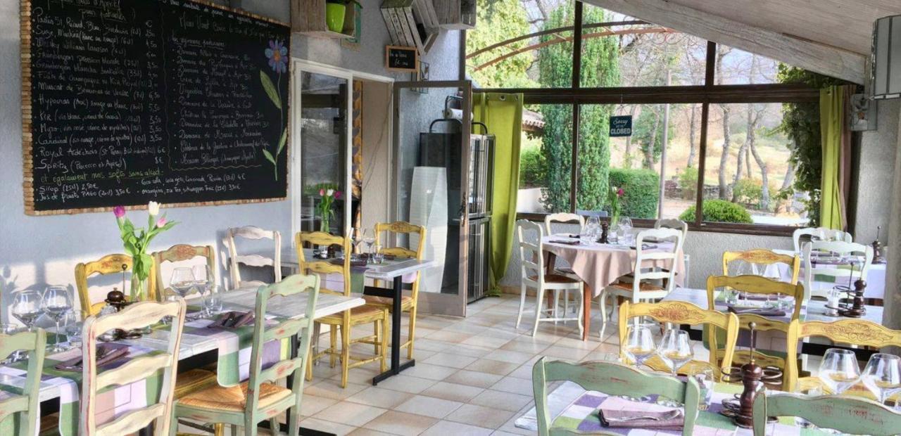 Hotel Lou Caleu Restaurant Le Rocher Des Abeilles Saint-Martin-de-Castillon エクステリア 写真