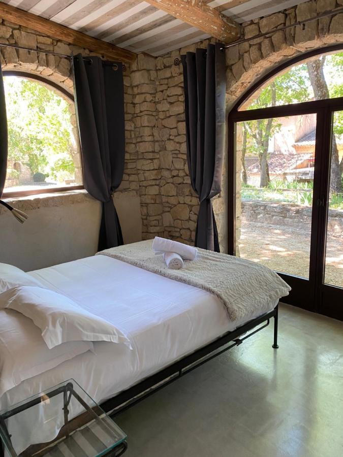 Hotel Lou Caleu Restaurant Le Rocher Des Abeilles Saint-Martin-de-Castillon エクステリア 写真
