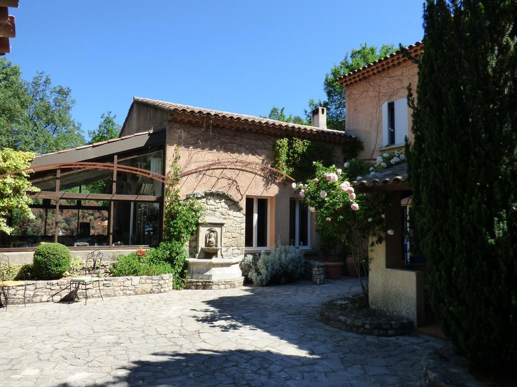 Hotel Lou Caleu Restaurant Le Rocher Des Abeilles Saint-Martin-de-Castillon エクステリア 写真